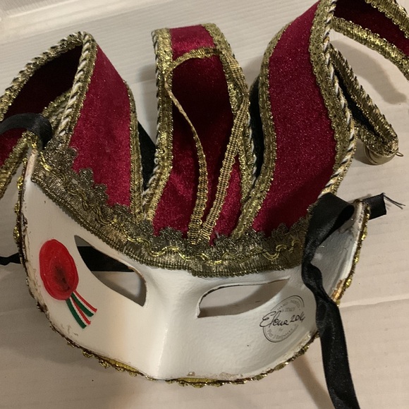 Italian hand pained mask! - Picture 2 of 4